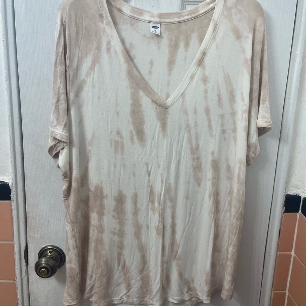 Old Navy Luxe Cream and Tan Tee